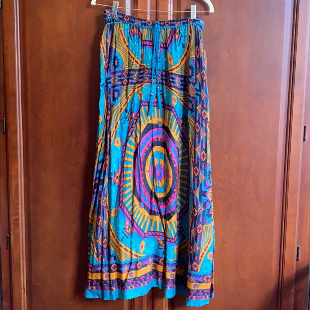 Maxi skirt